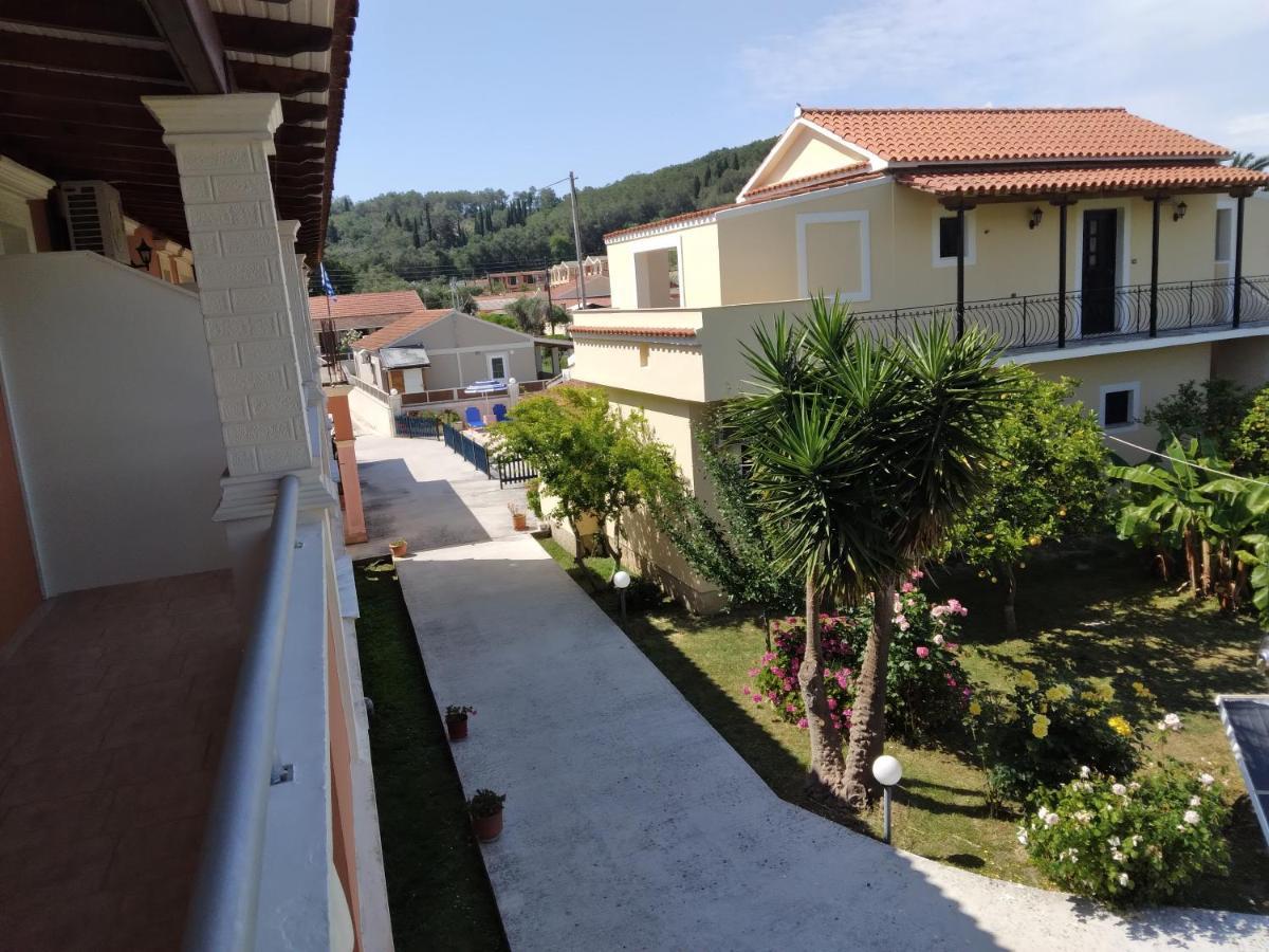 Blue Sky Aparthotel Σιδάρι Εξωτερικό φωτογραφία