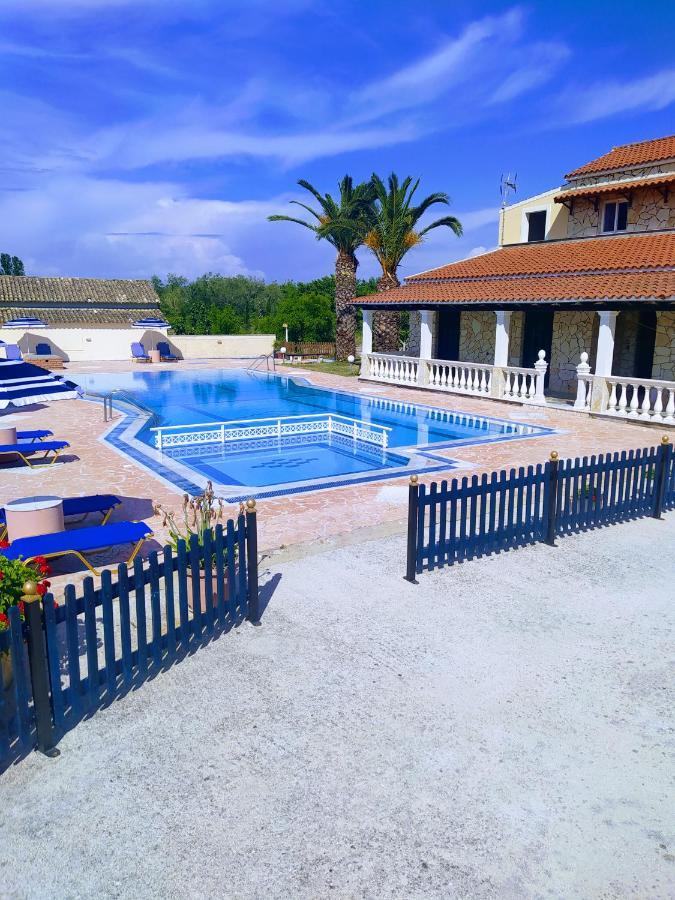 Blue Sky Aparthotel Σιδάρι Εξωτερικό φωτογραφία