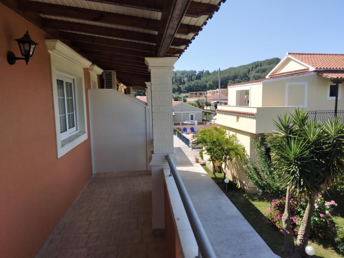 Blue Sky Aparthotel Σιδάρι Εξωτερικό φωτογραφία
