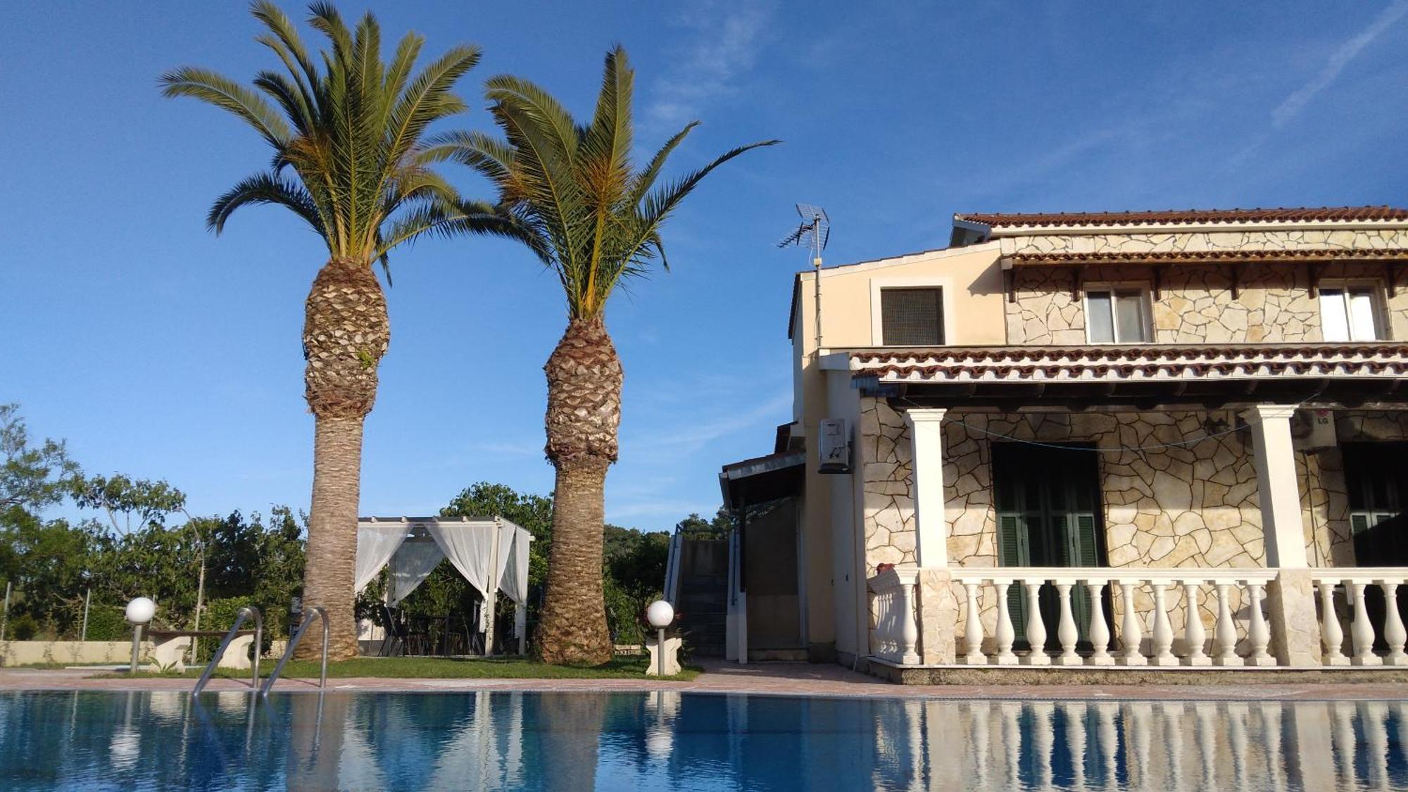 Blue Sky Aparthotel Σιδάρι Εξωτερικό φωτογραφία